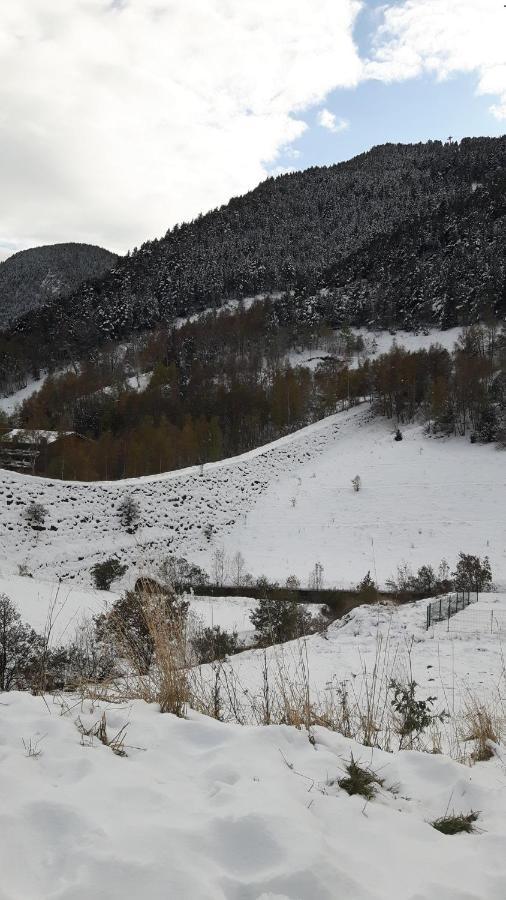 Comfortable Studio With Mountain View In Arinsal 40 M² + Ski Storage Zewnętrze zdjęcie