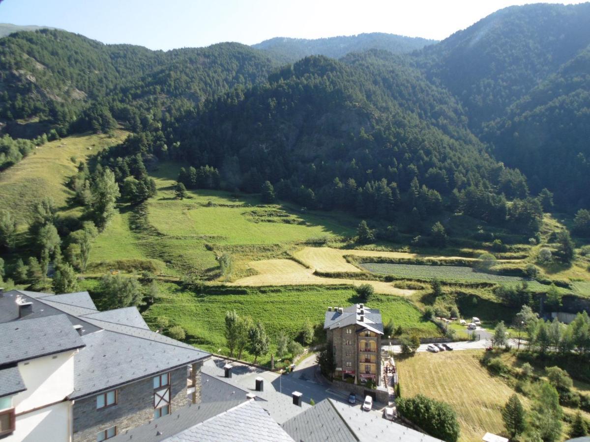 Comfortable Studio With Mountain View In Arinsal 40 M² + Ski Storage Zewnętrze zdjęcie
